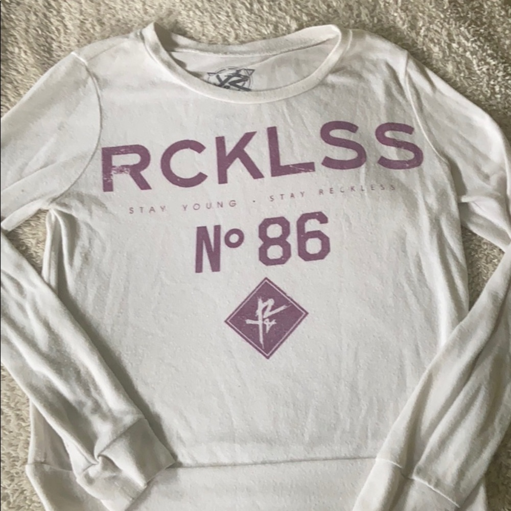 🔴 Young & Reckless sweatshirt